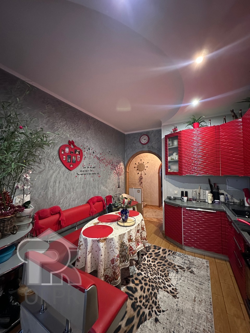 Купить 3-комнатную квартиру, №387965