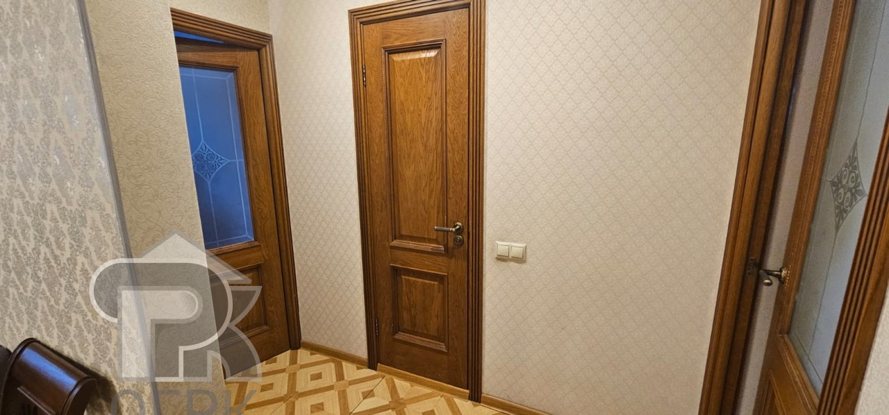 Купить 3-комнатную квартиру, №386445