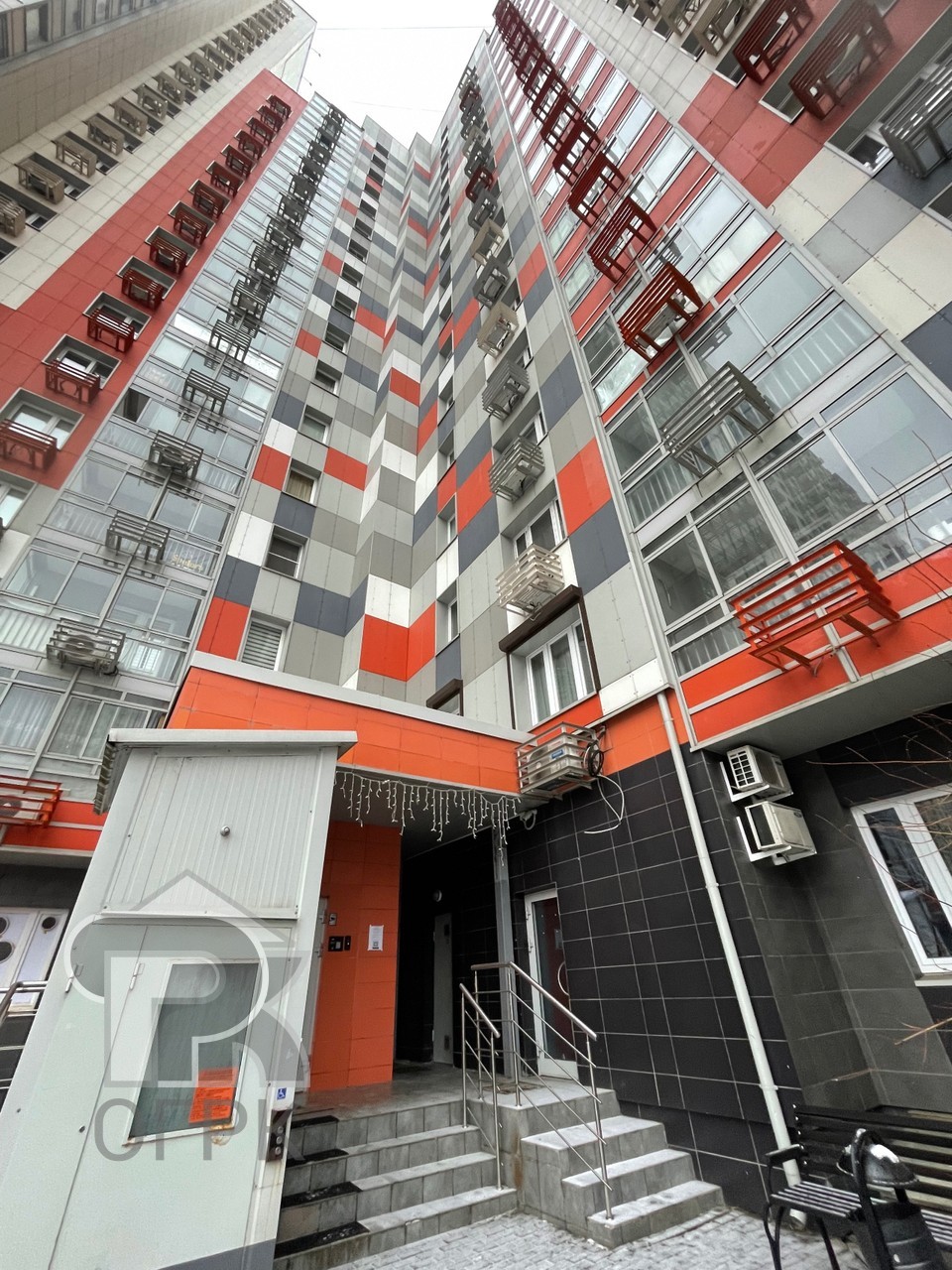 Купить 3-комнатную квартиру, №387870