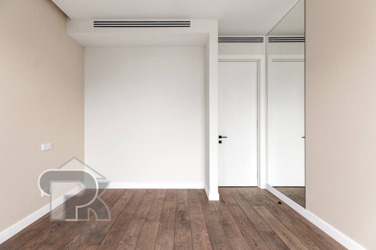 Купить 4-комнатную квартиру, №388121