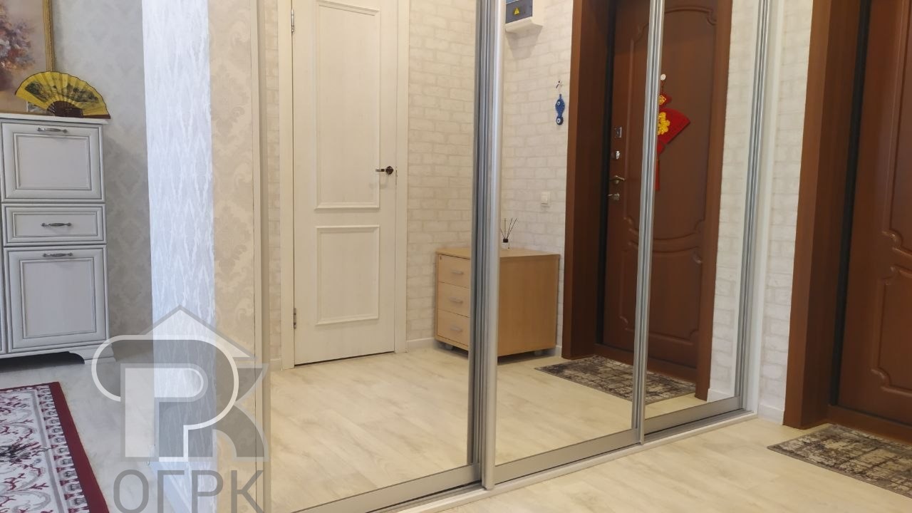 Купить 7-комнатную квартиру, №388192