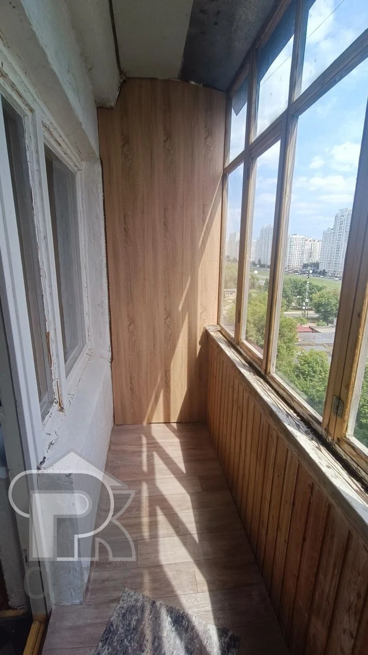 Купить 1-комнатную квартиру, №390872