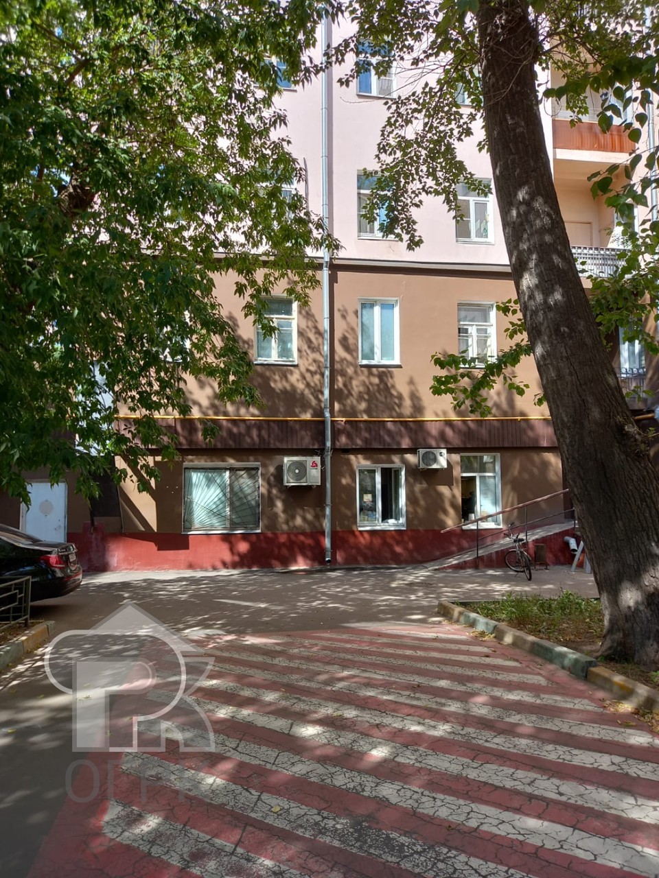 Купить 4-комнатную квартиру, №377065