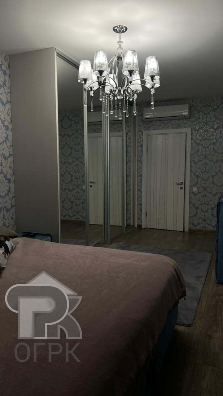 Купить 4-комнатную квартиру, №388099