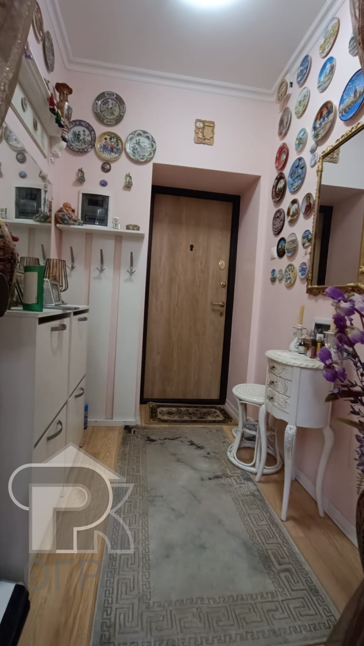 Купить 3-комнатную квартиру, №386077