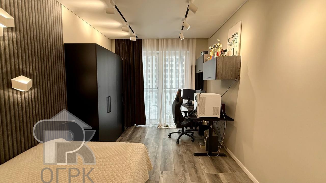 Купить 3-комнатную квартиру, №388012