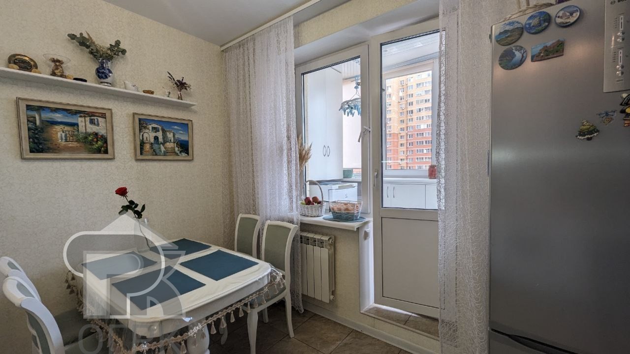 Купить 3-комнатную квартиру, №385684