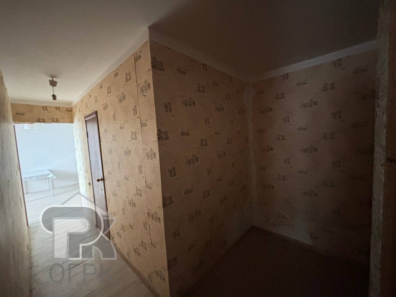 Купить 4-комнатную квартиру, №388511