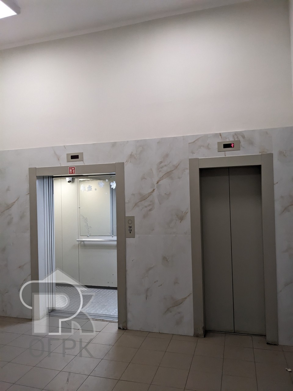 Купить 7-комнатную квартиру, №389179