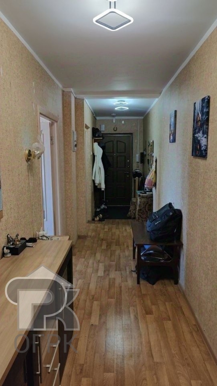 Купить 3-комнатную квартиру, №391303