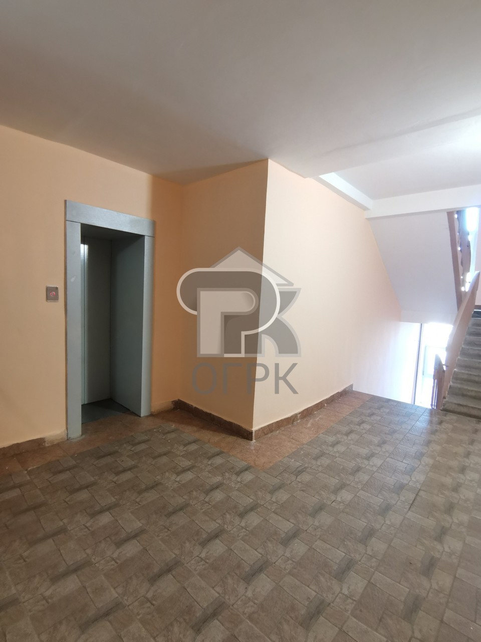 Купить 2-комнатную квартиру, №370905