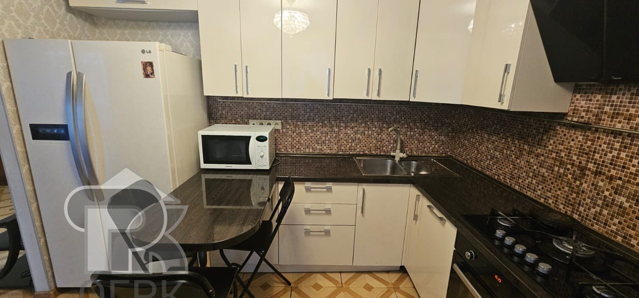 Купить 3-комнатную квартиру, №386445