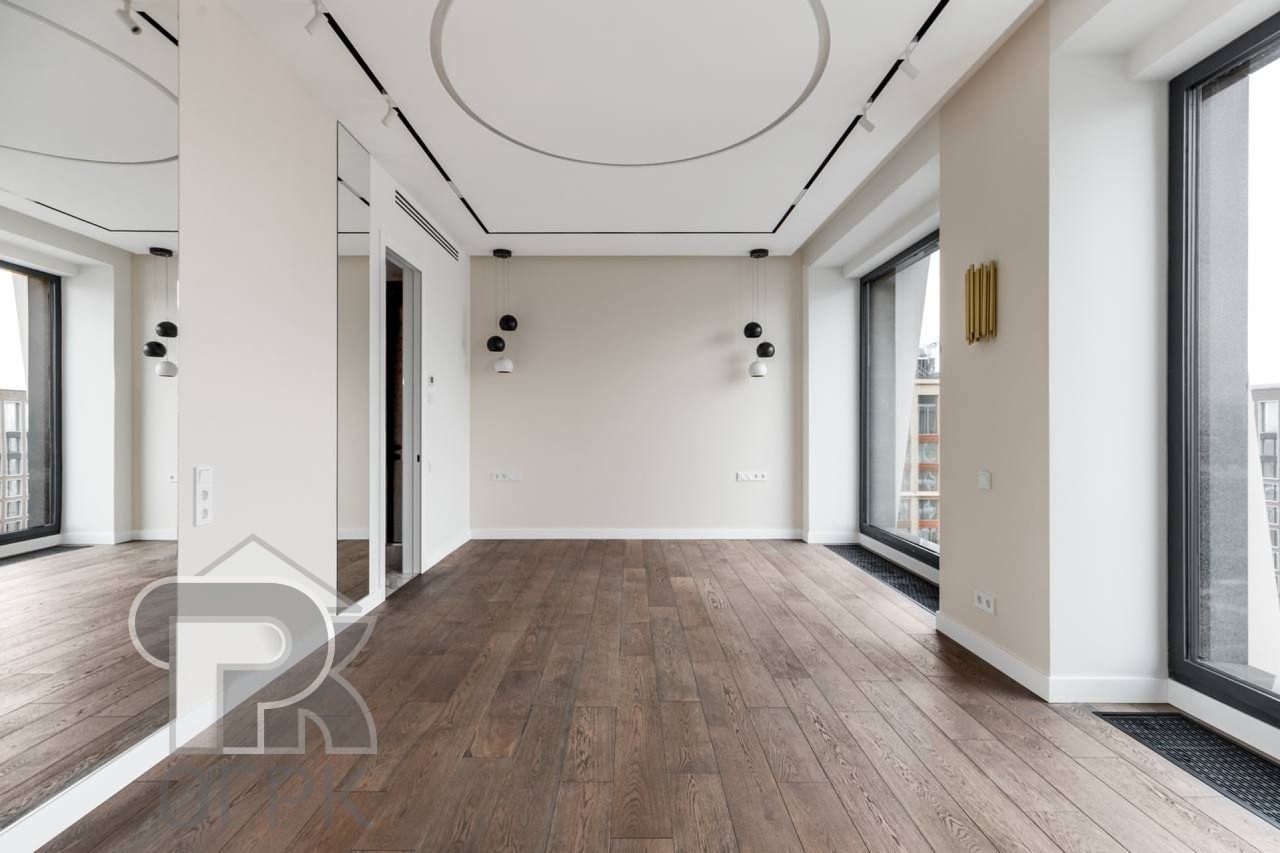 Купить 4-комнатную квартиру, №388121