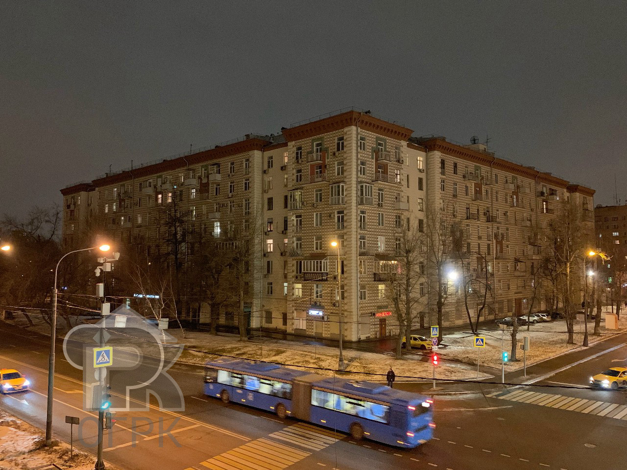 Купить 4-комнатную квартиру, №310856