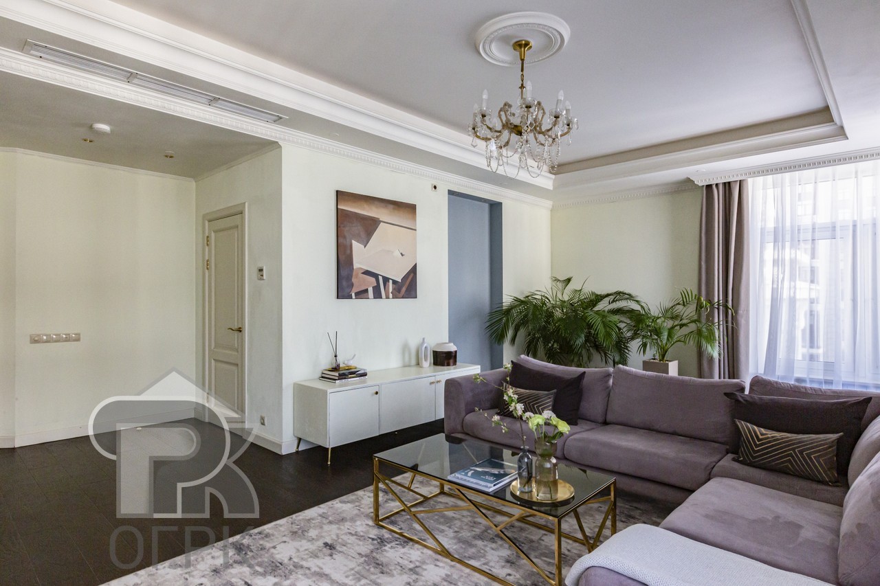 Купить 4-комнатную квартиру, №387262