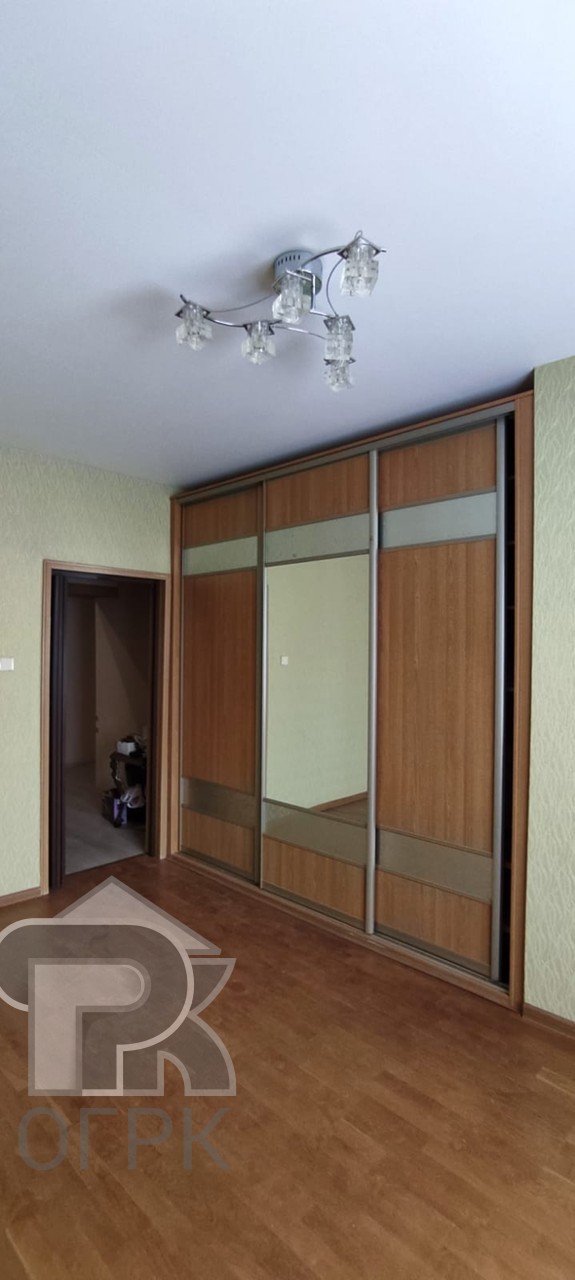 Купить 5-комнатную квартиру, №381854