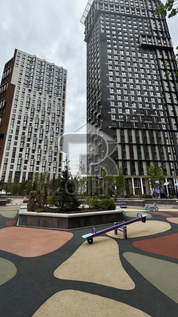 Купить 3-комнатную квартиру, №377240