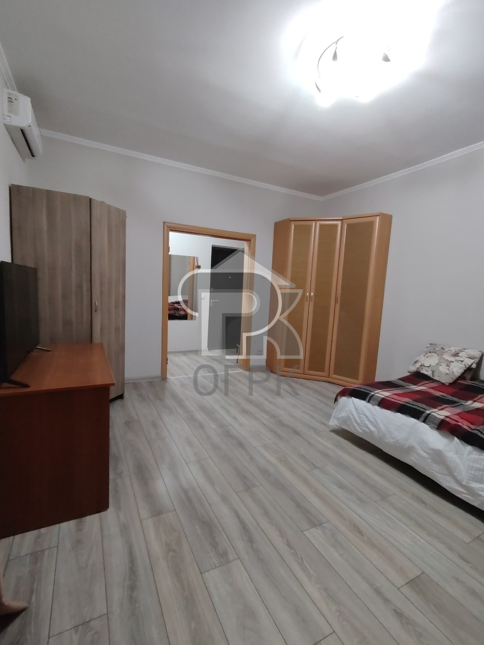 Купить 1-комнатную квартиру, №388245