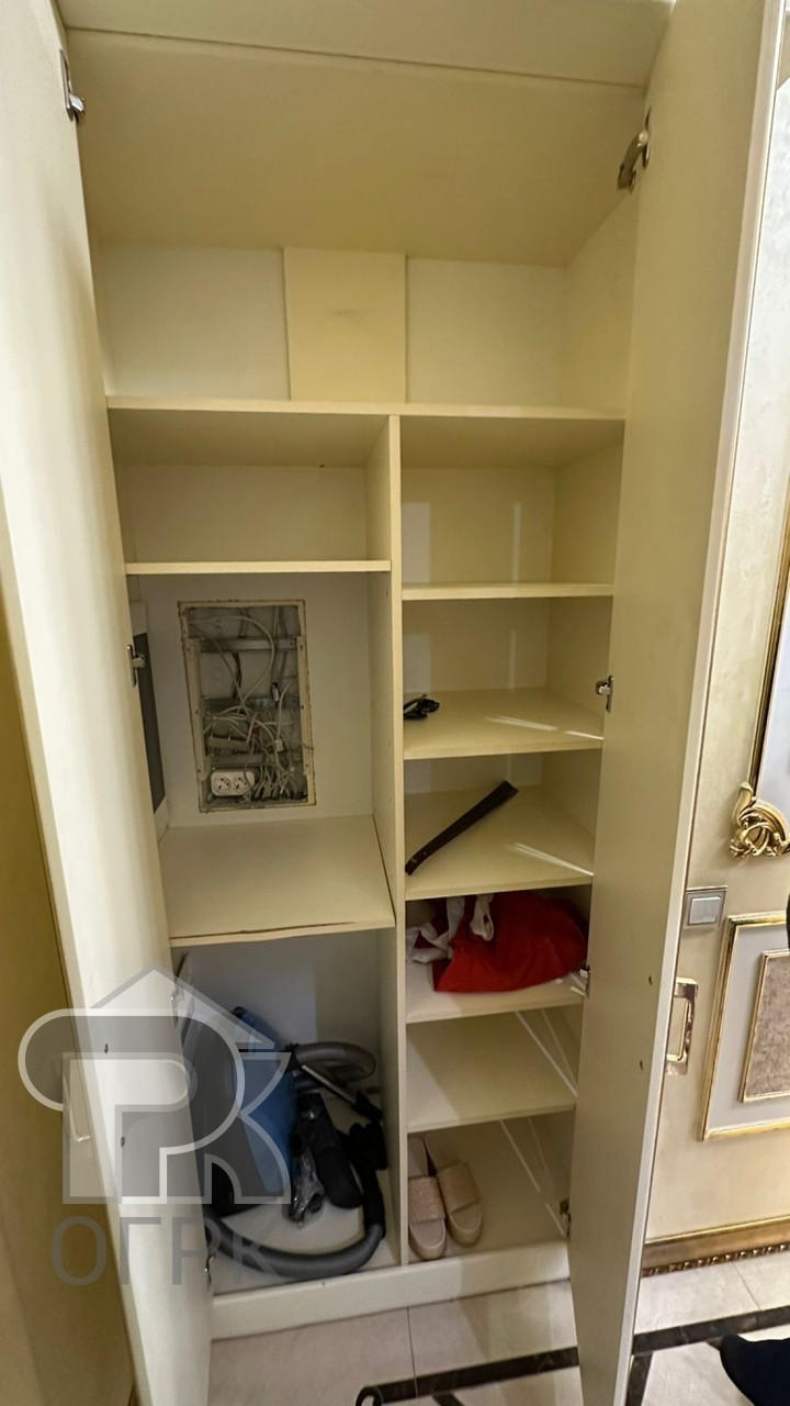 Купить 3-комнатную квартиру, №387525