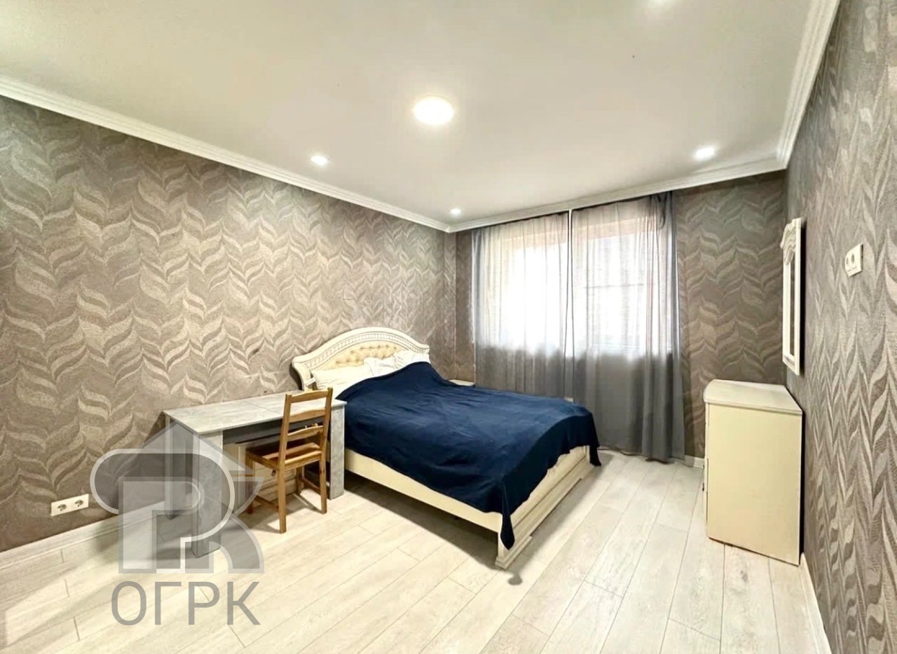 Купить 3-комнатную квартиру, №389915