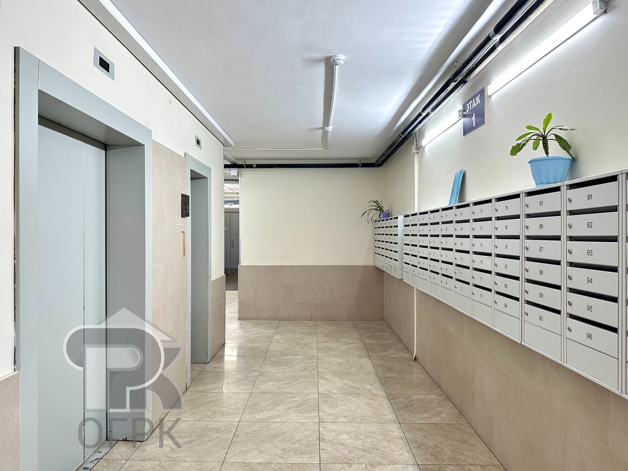 Купить 4-комнатную квартиру, №387992