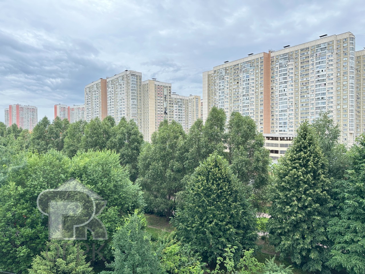 Купить 4-комнатную квартиру, №390833