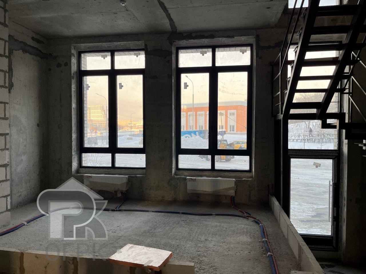 Купить 4-комнатную квартиру, №388170