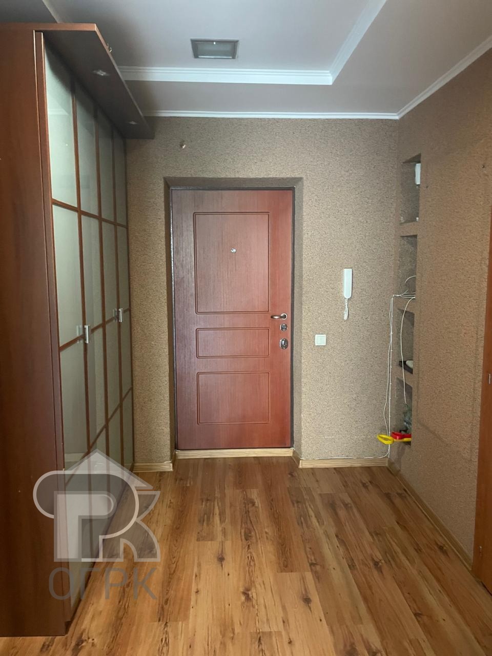Купить 2-комнатную квартиру, №386676
