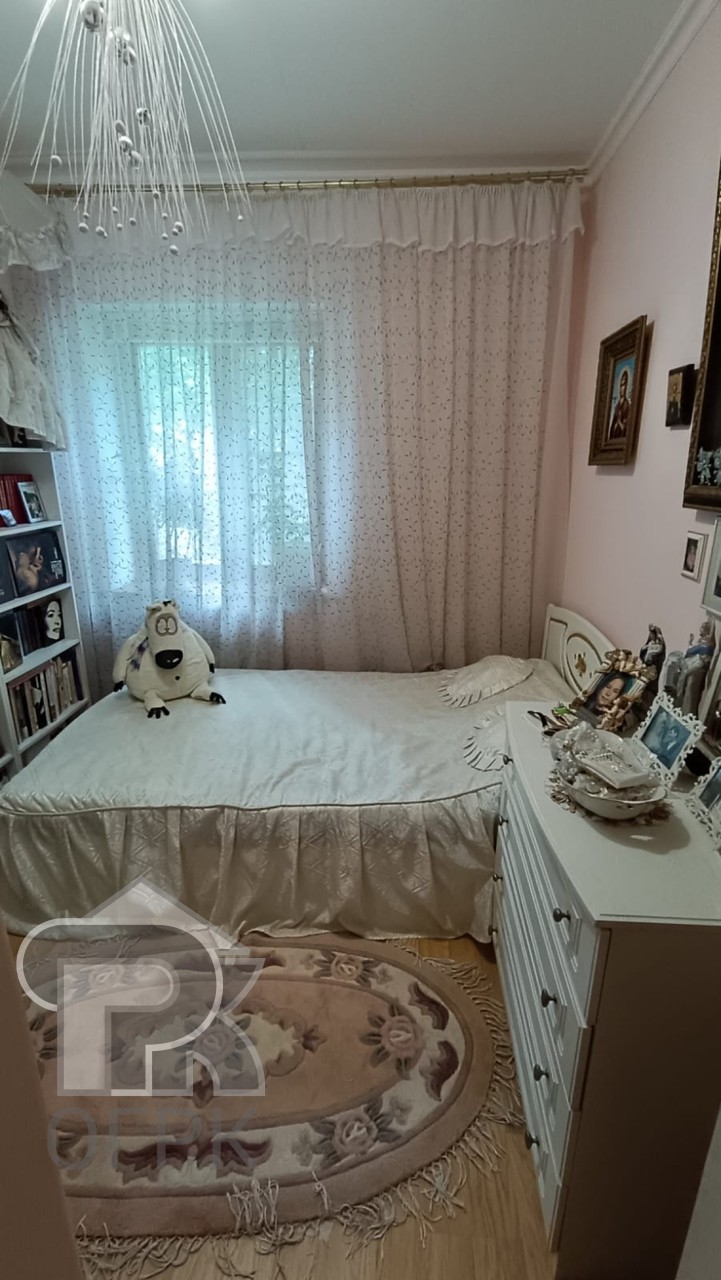 Купить 3-комнатную квартиру, №386077
