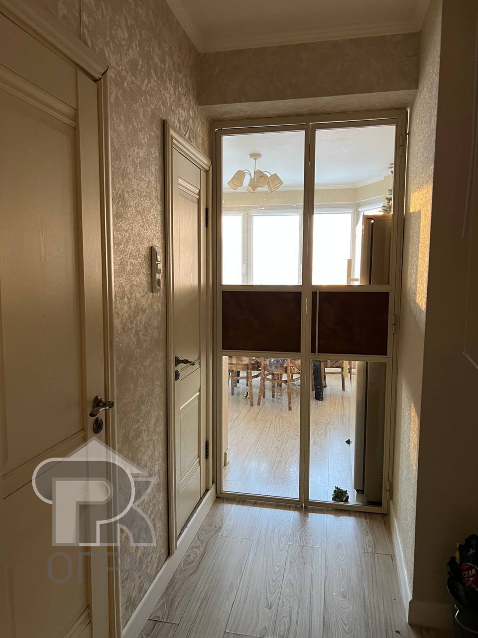 Купить 2-комнатную квартиру, №388122