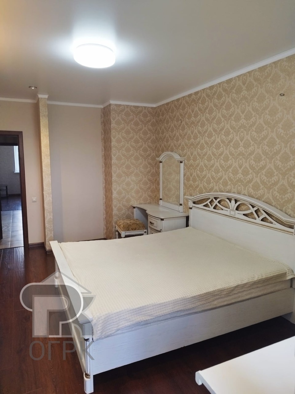 Купить 3-комнатную квартиру, №375248