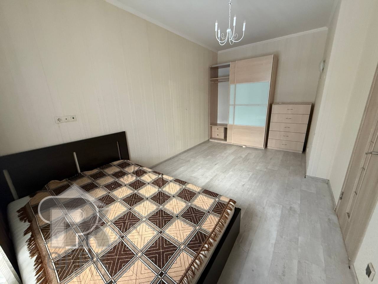 Купить 1-комнатную квартиру, №387607