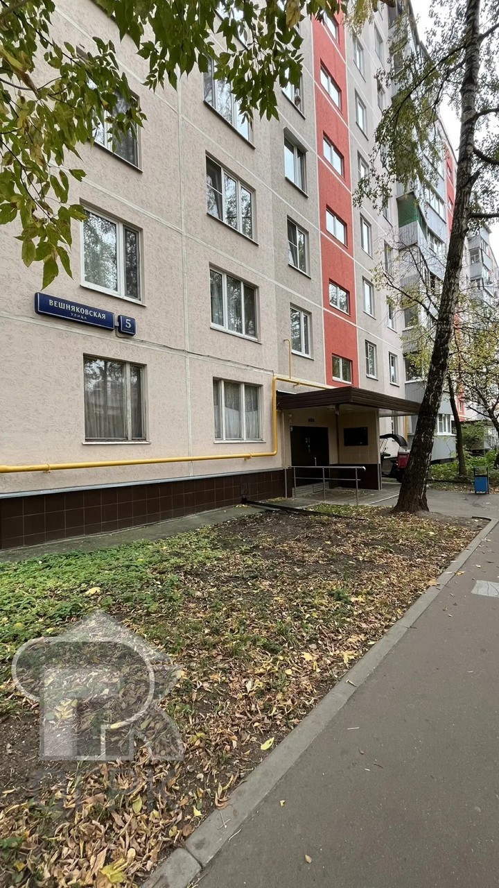 Купить 3-комнатную квартиру, №392443