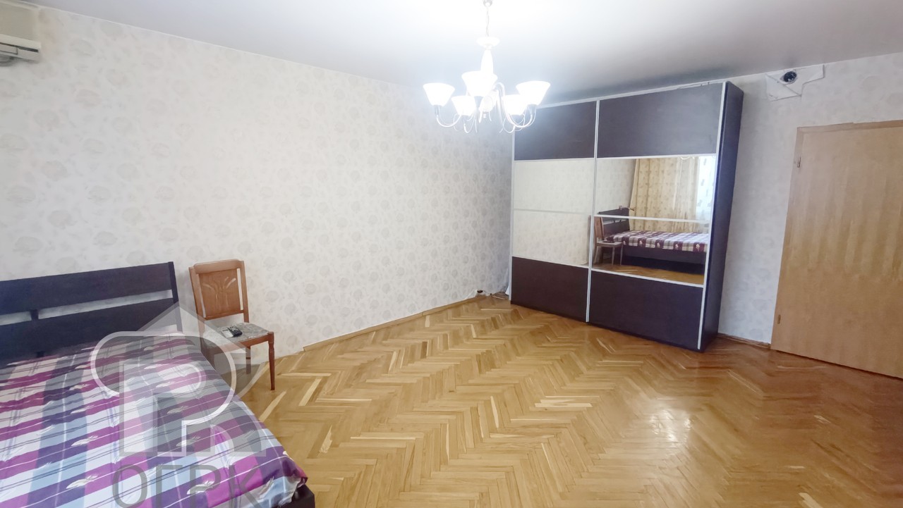 Купить 1-комнатную квартиру, №388171