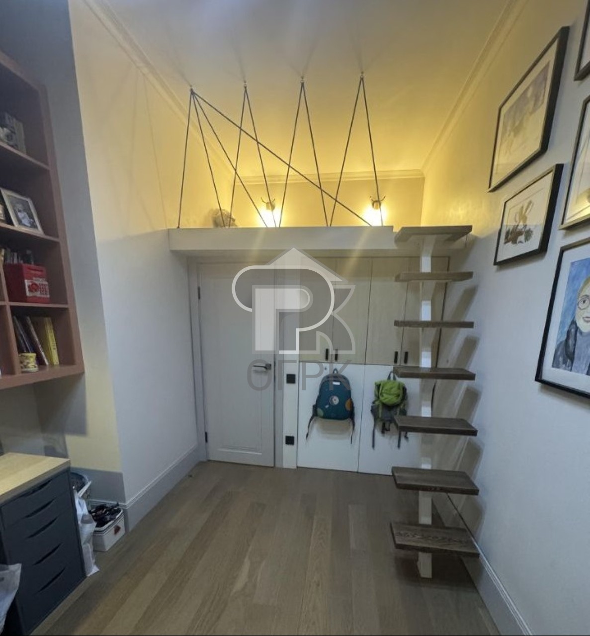 Купить 4-комнатную квартиру, №387649