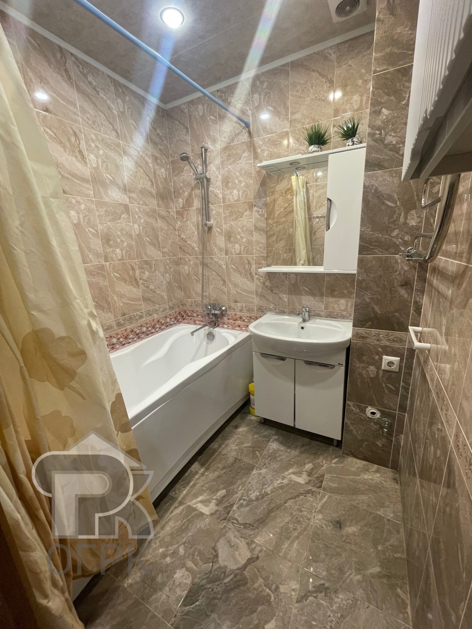 Купить 3-комнатную квартиру, №389089