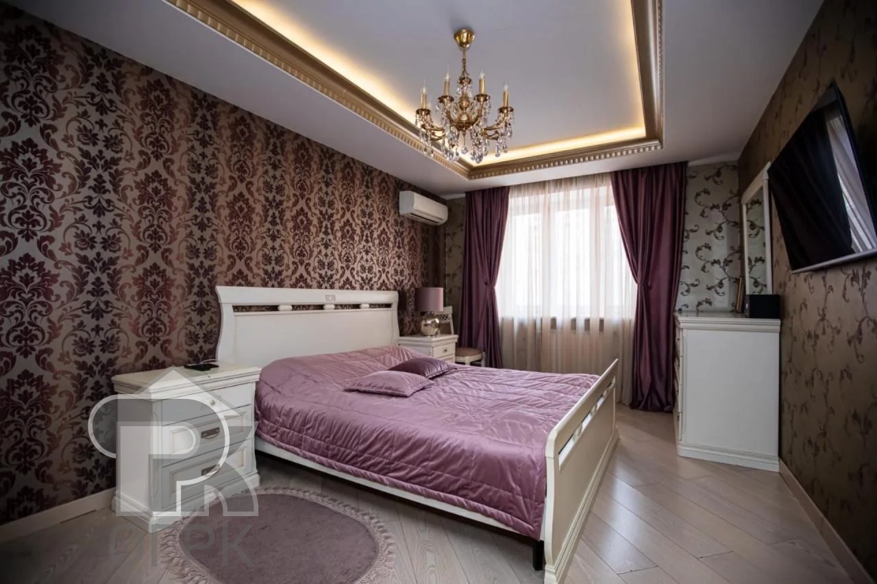 Купить 3-комнатную квартиру, №389253