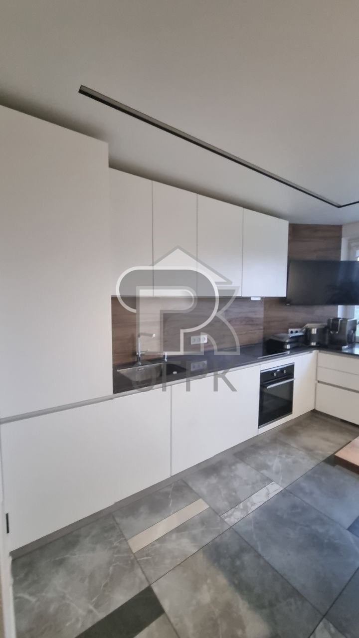 Купить 4-комнатную квартиру, №389162