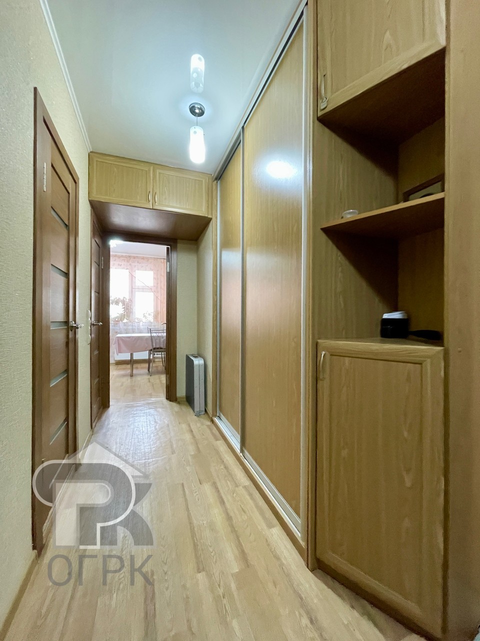 Купить 3-комнатную квартиру, №388375