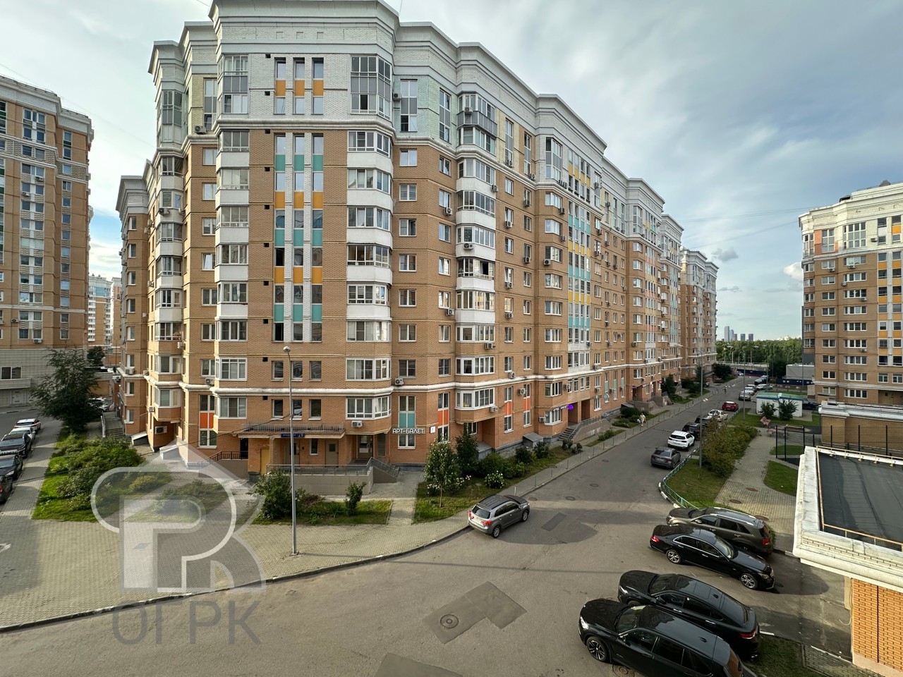 Купить 3-комнатную квартиру, №391457