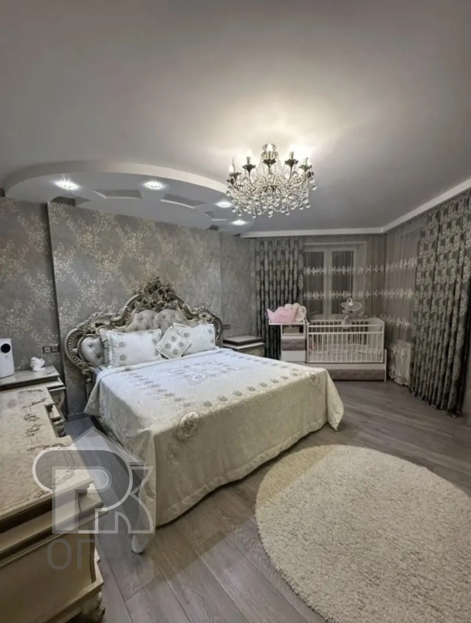 Купить 3-комнатную квартиру, №392196
