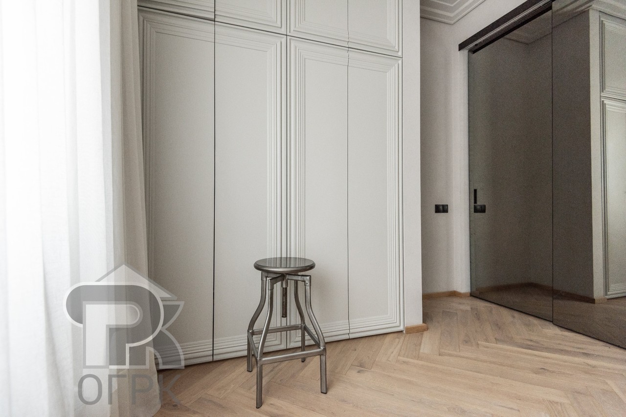 Купить 4-комнатную квартиру, №389028