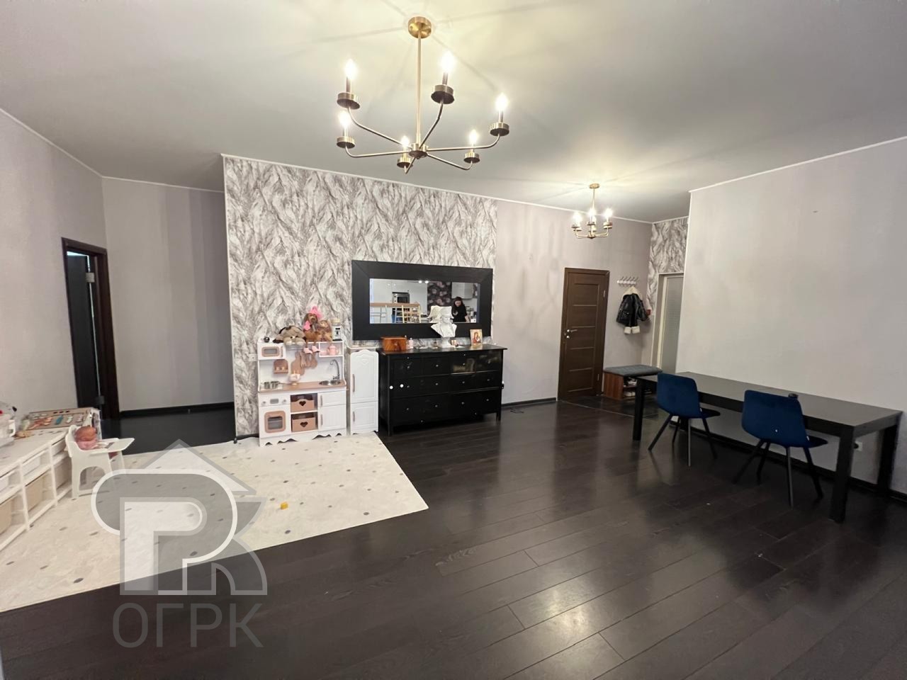 Купить 3-комнатную квартиру, №387411