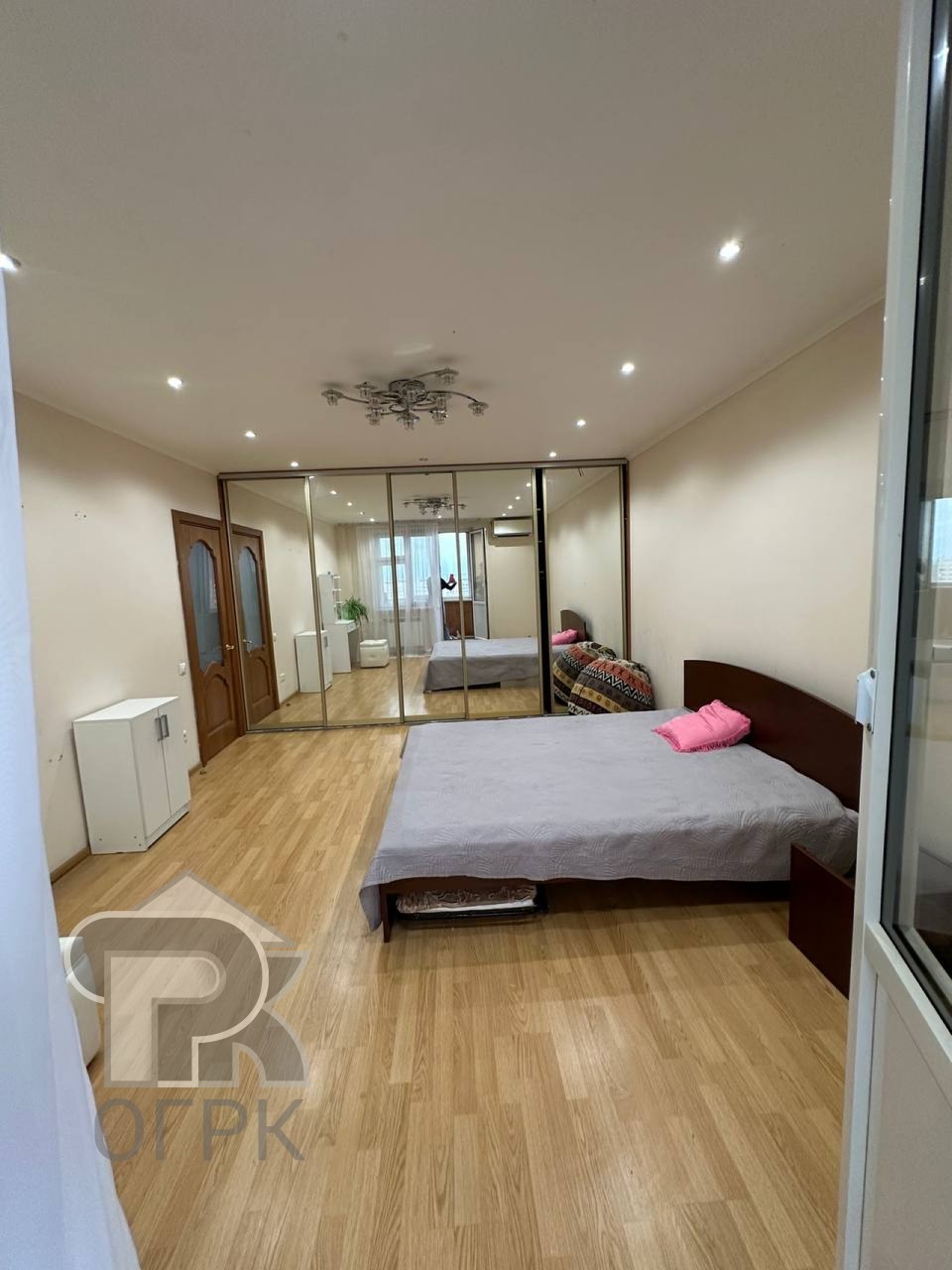 Купить 3-комнатную квартиру, №387491