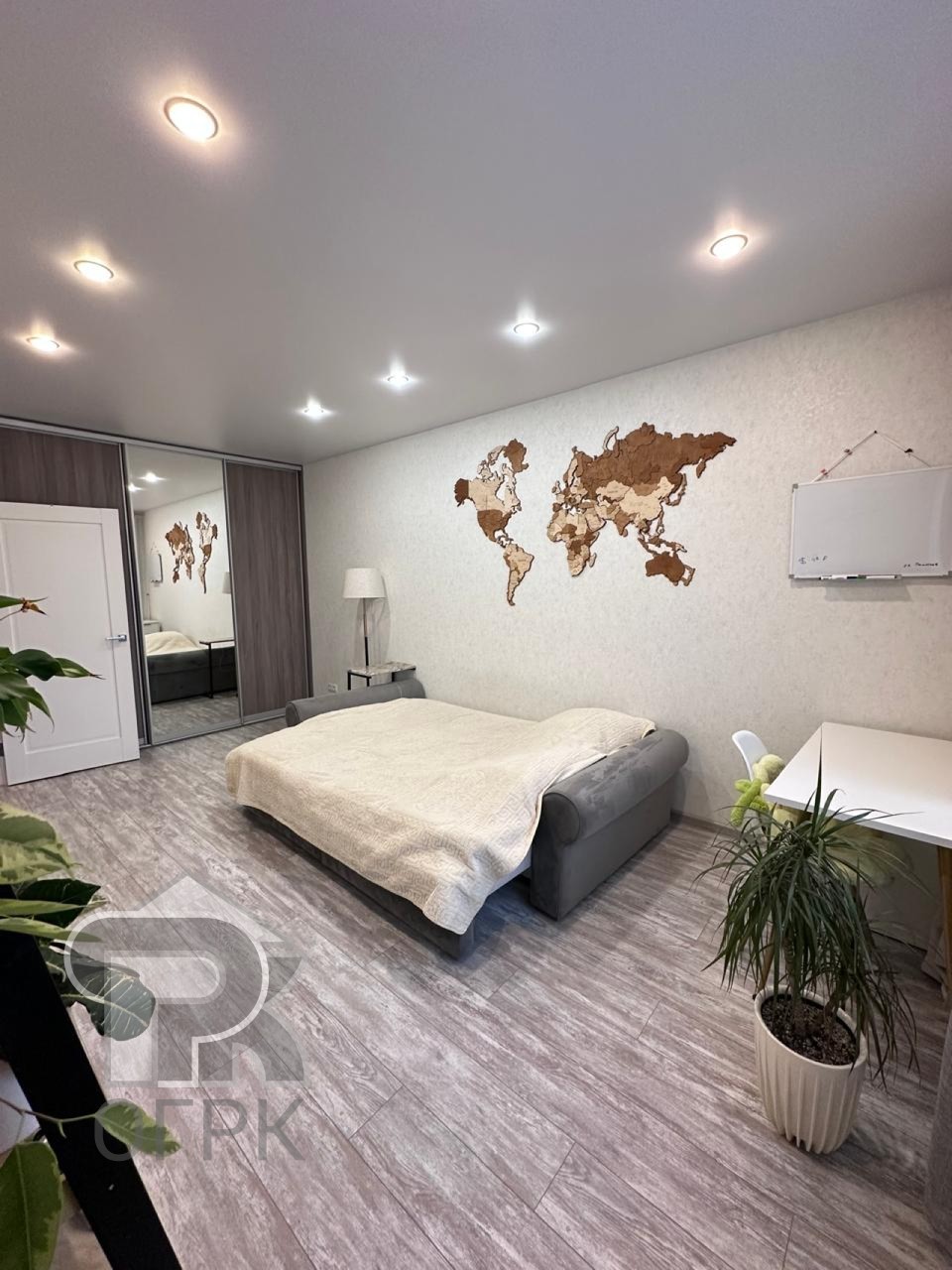 Купить 1-комнатную квартиру, №387746