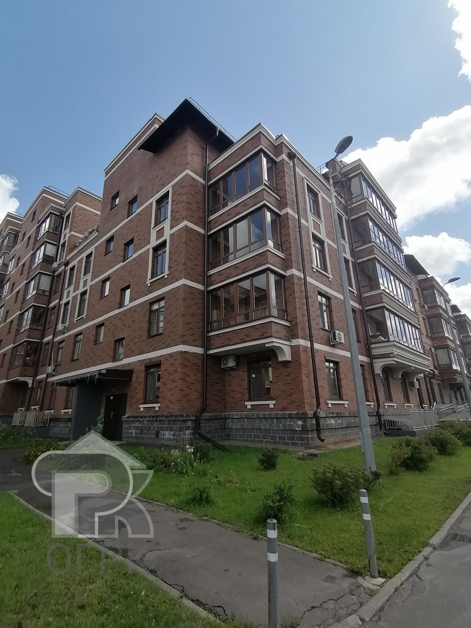 Купить 3-комнатную квартиру, №390346