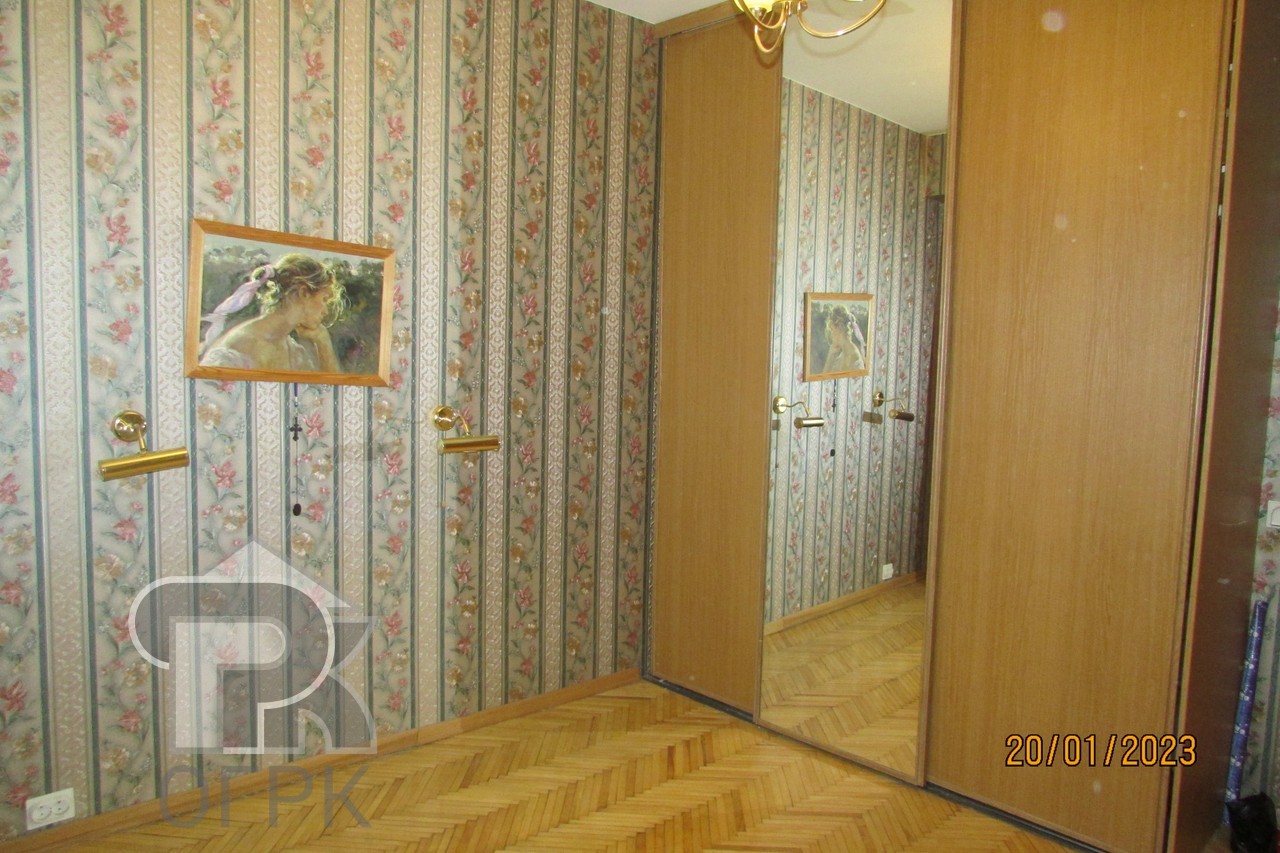 Купить 3-комнатную квартиру, №363609