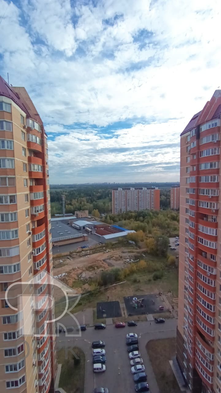 Купить 1-комнатную квартиру, №387135
