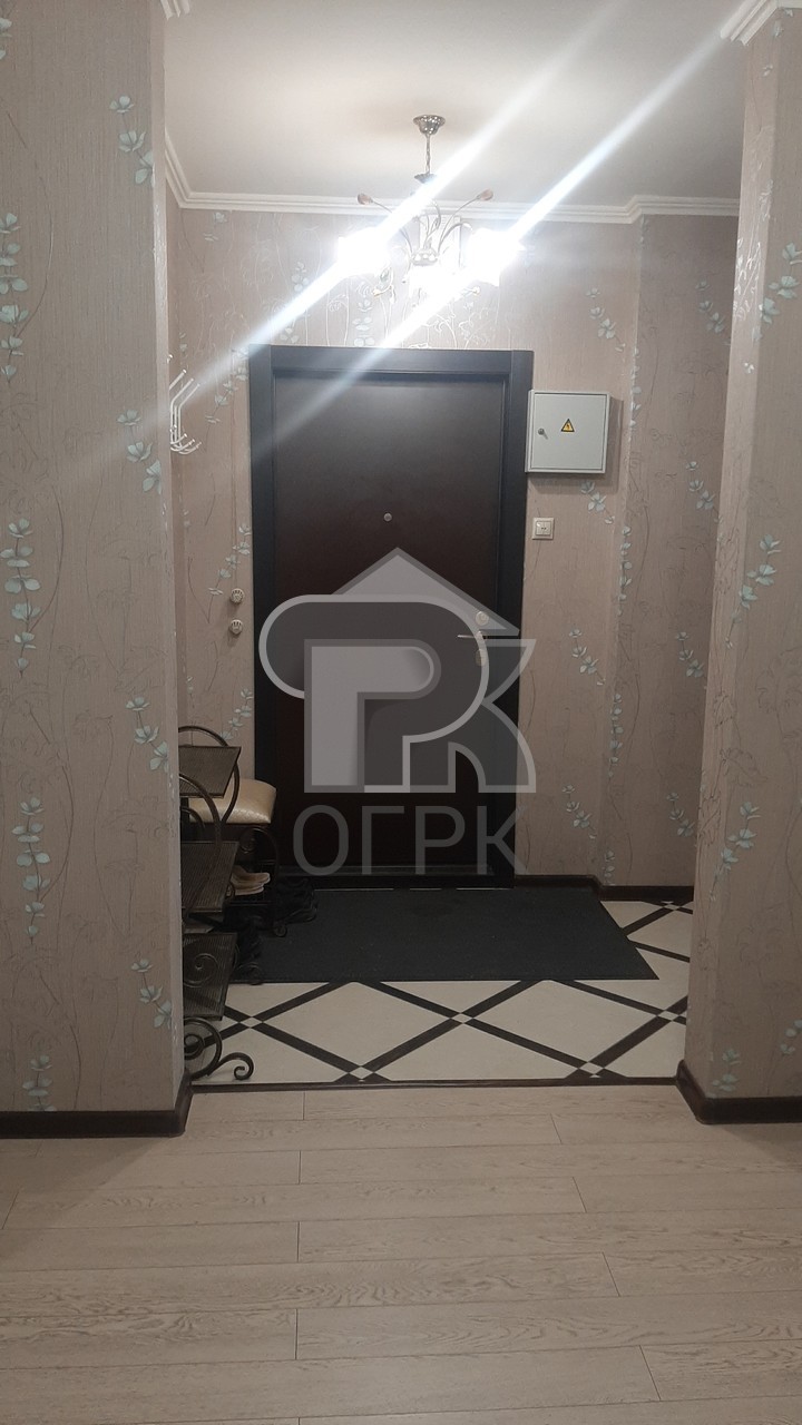 Купить 4-комнатную квартиру, №388850