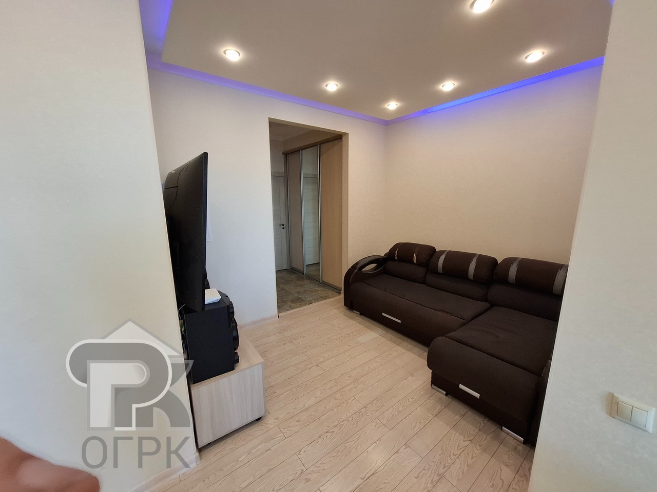 Купить 2-комнатную квартиру, №389045